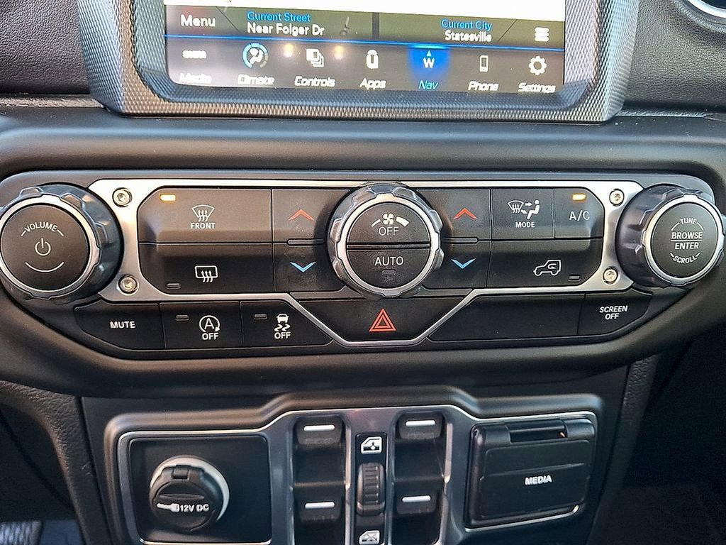 Used 2021 Jeep Gladiator Overland image 15