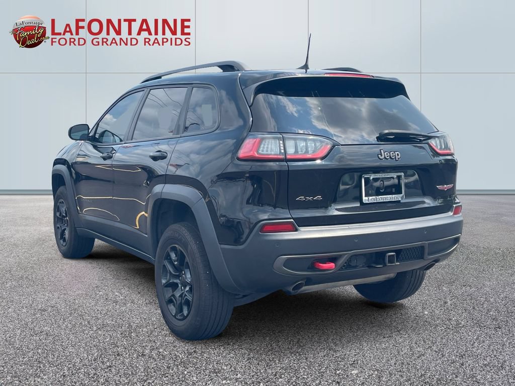 Used 2019 Jeep Cherokee Trailhawk AWD/4WD image 5