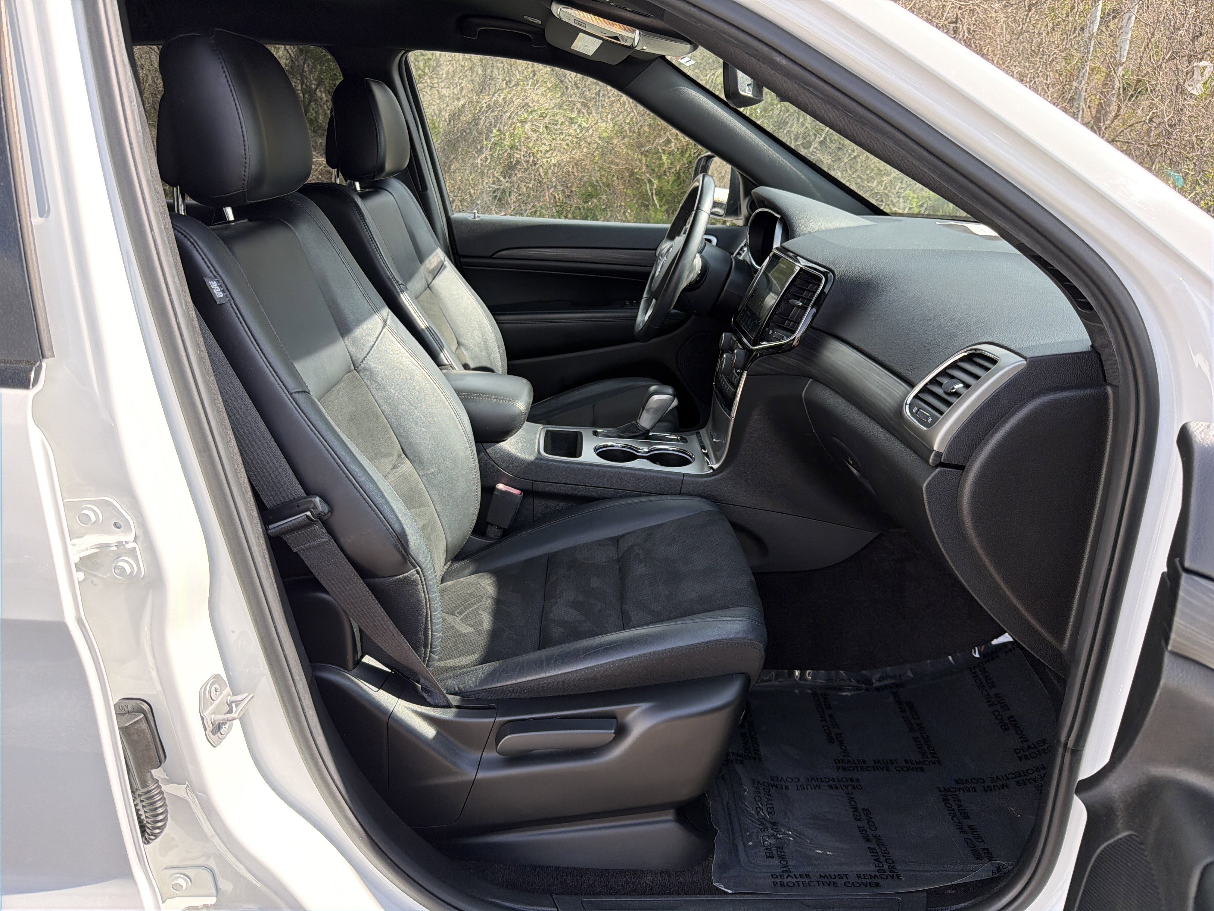Used 2019 Jeep Grand Cherokee Altitude RWD image 15