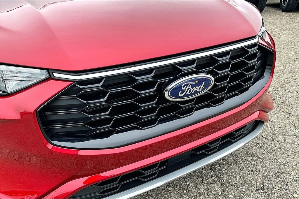 Used 2024 Ford Escape ST-Line w/ Tech Pack #1 image 28