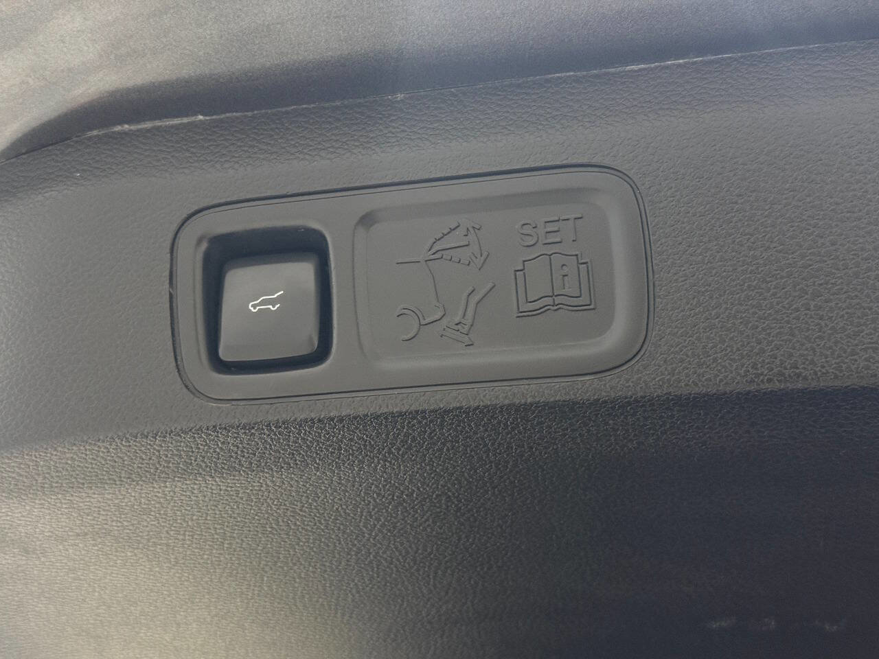 Used 2018 Lincoln Navigator Reserve w/ Technology Package image 99