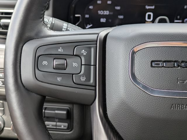 Used 2023 GMC Yukon XL Denali Ultimate AWD/4WD image 30