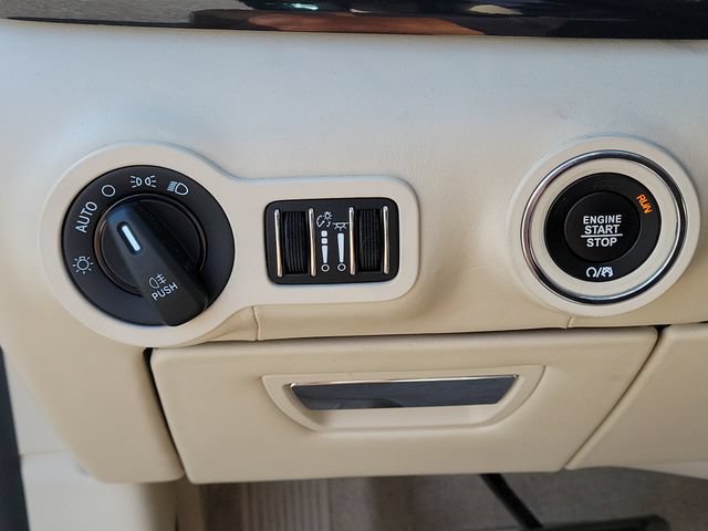 Used 2022 Maserati Quattroporte Modena RWD image 34