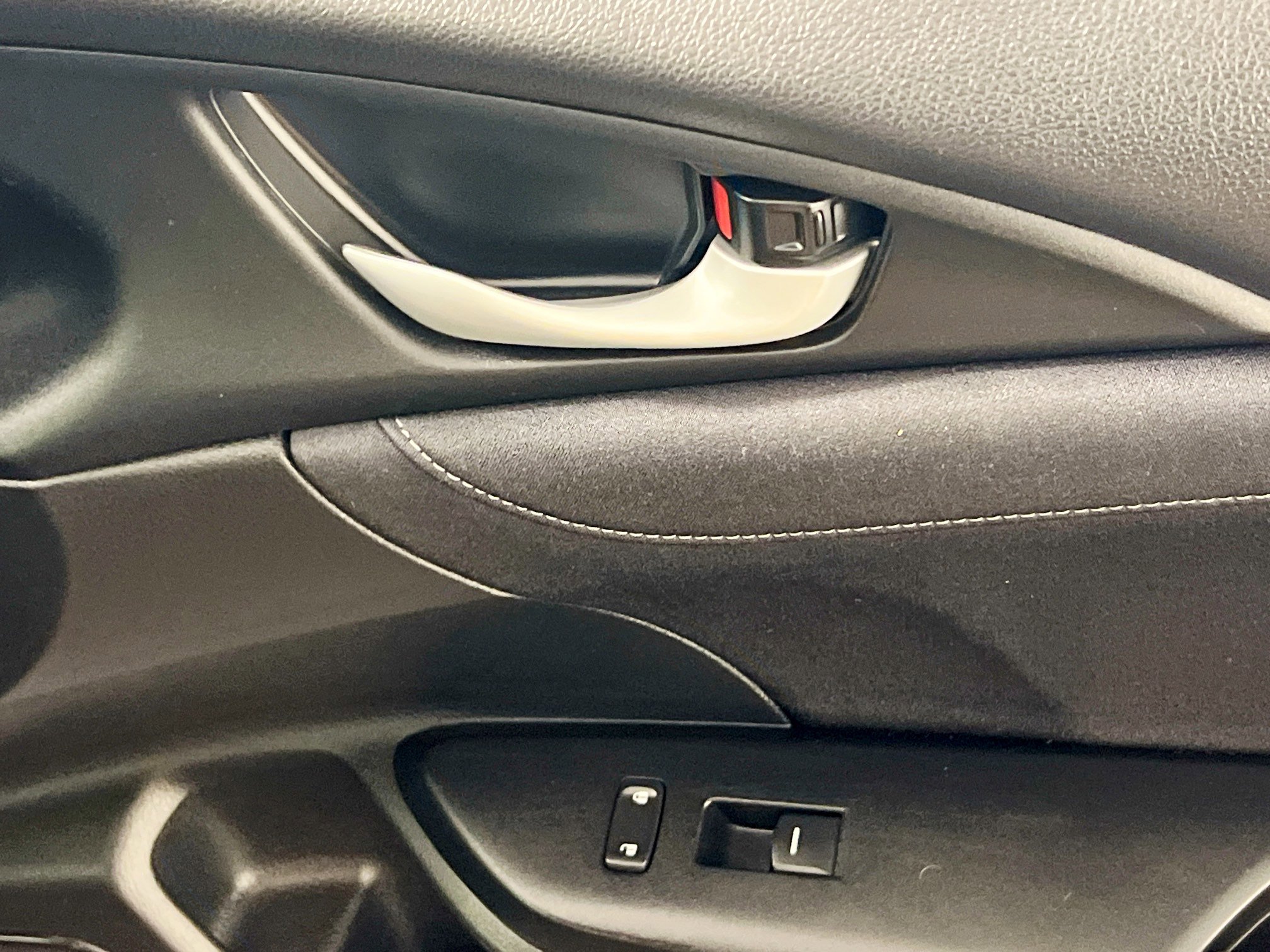 Used 2019 Honda Insight LX image 32