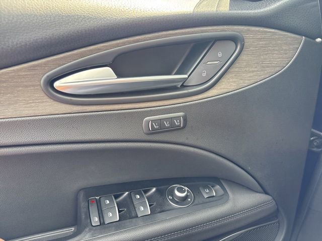 Used 2022 Alfa Romeo Stelvio Ti image 19