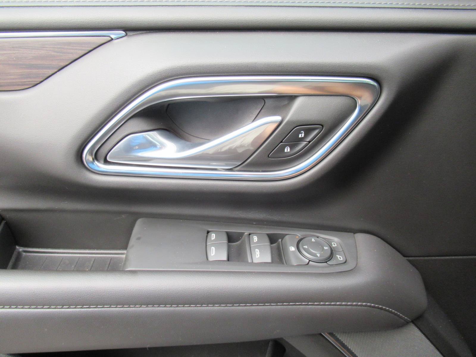 Used 2023 Chevrolet Tahoe LS AWD/4WD image 21