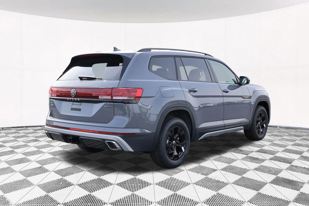 New 2025 Volkswagen Atlas Peak Edition SE image 13