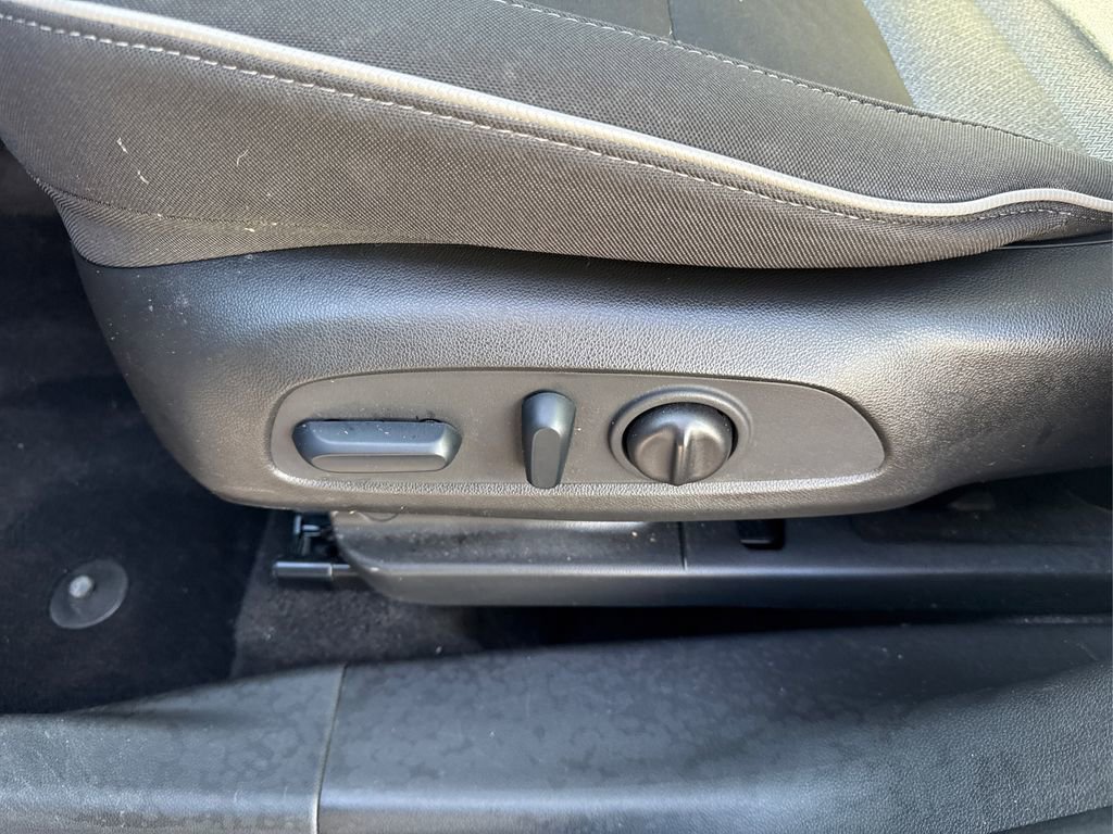 Used 2023 Chevrolet TrailBlazer LT image 35