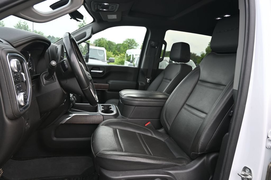 Used 2023 GMC Sierra 3500 Denali w/ Denali Ultimate Package AWD/4WD image 16