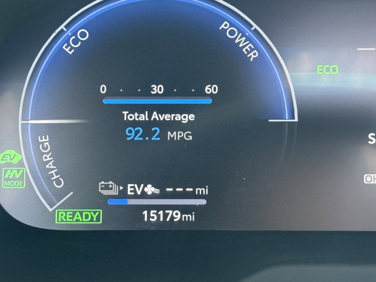 Used 2023 Toyota RAV4 XSE w/ Weather Package image 17