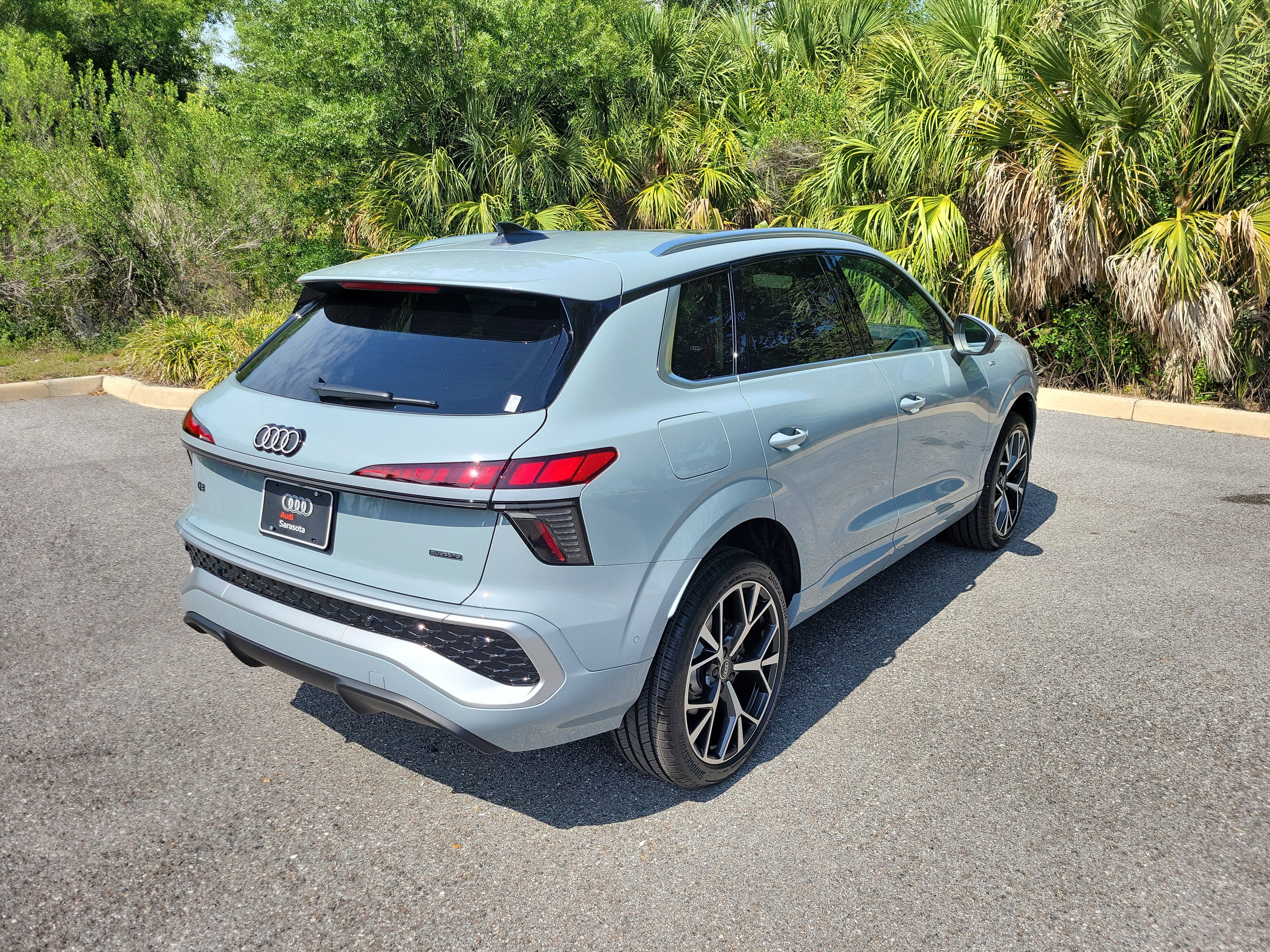 New 2026 Audi Q3 quattro 2.0T AWD/4WD image 4