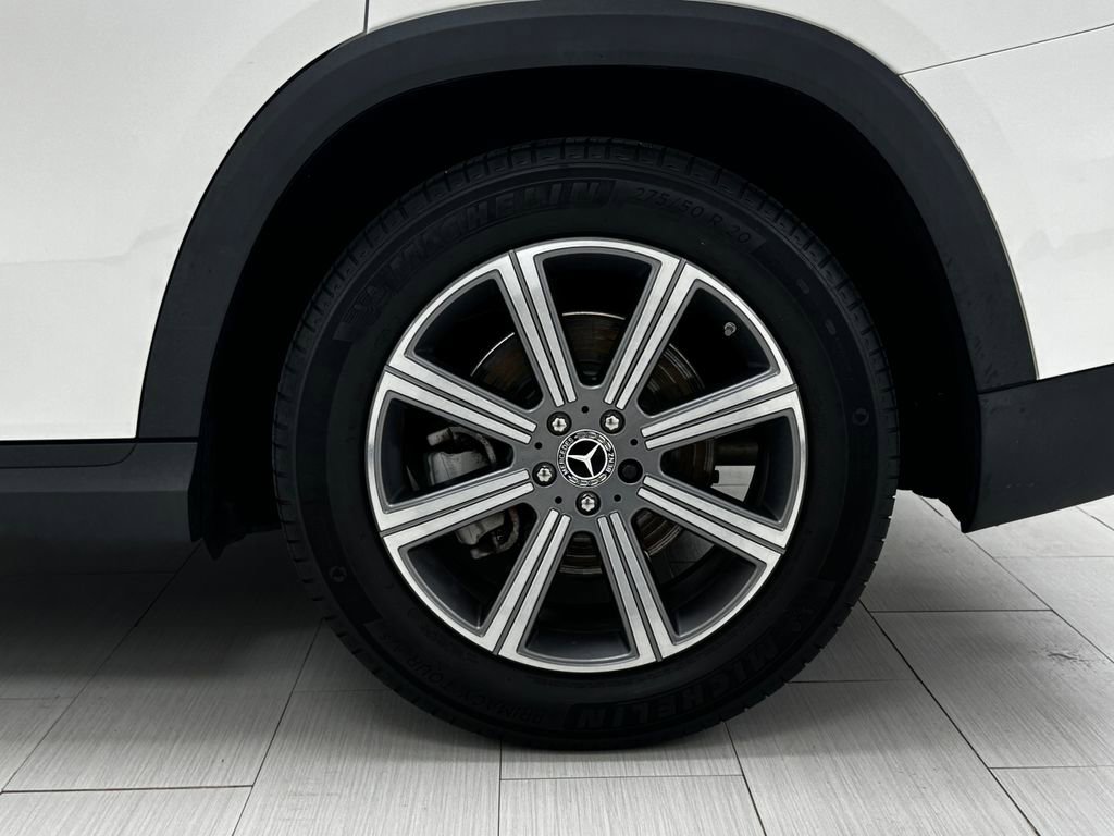 Used 2022 Mercedes-Benz GLS 450 4MATIC image 46