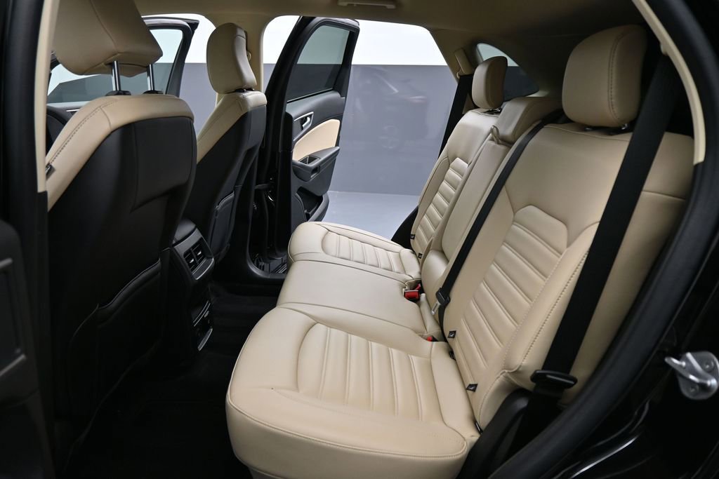Certified 2023 Ford Edge SEL w/ Convenience Package AWD/4WD image 17