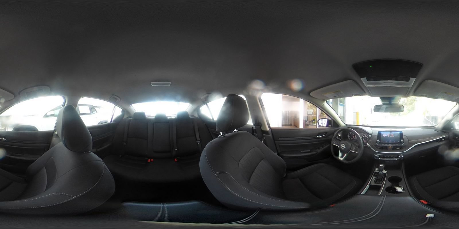 Used 2025 Nissan Altima 2.5 SV FWD image 42