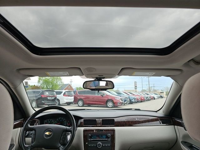 Used 2013 Chevrolet Impala LT w/ LT Sunroof Package FWD image 24