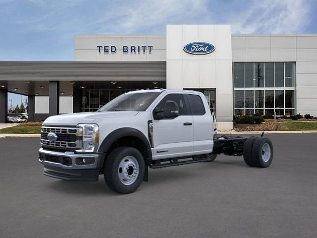 New 2025 Ford F450 XL image 2