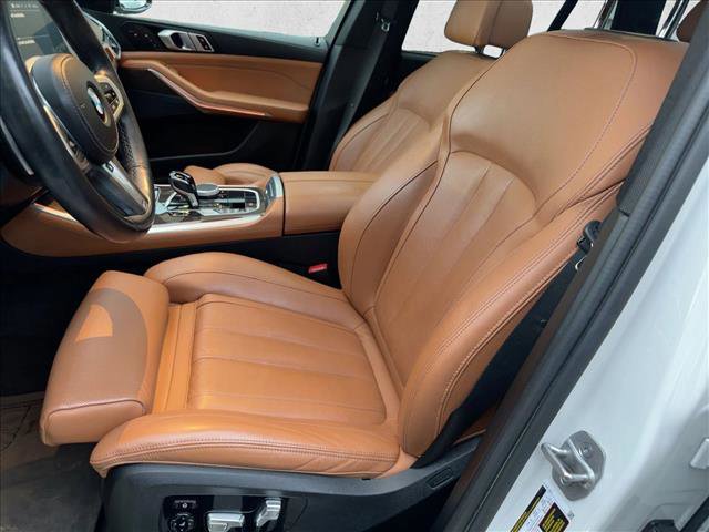 Used 2022 BMW X5 xDrive40i w/ M Sport Package image 14
