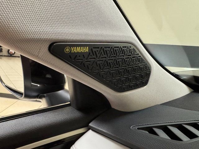 New 2026 Mitsubishi Outlander SE FWD image 13
