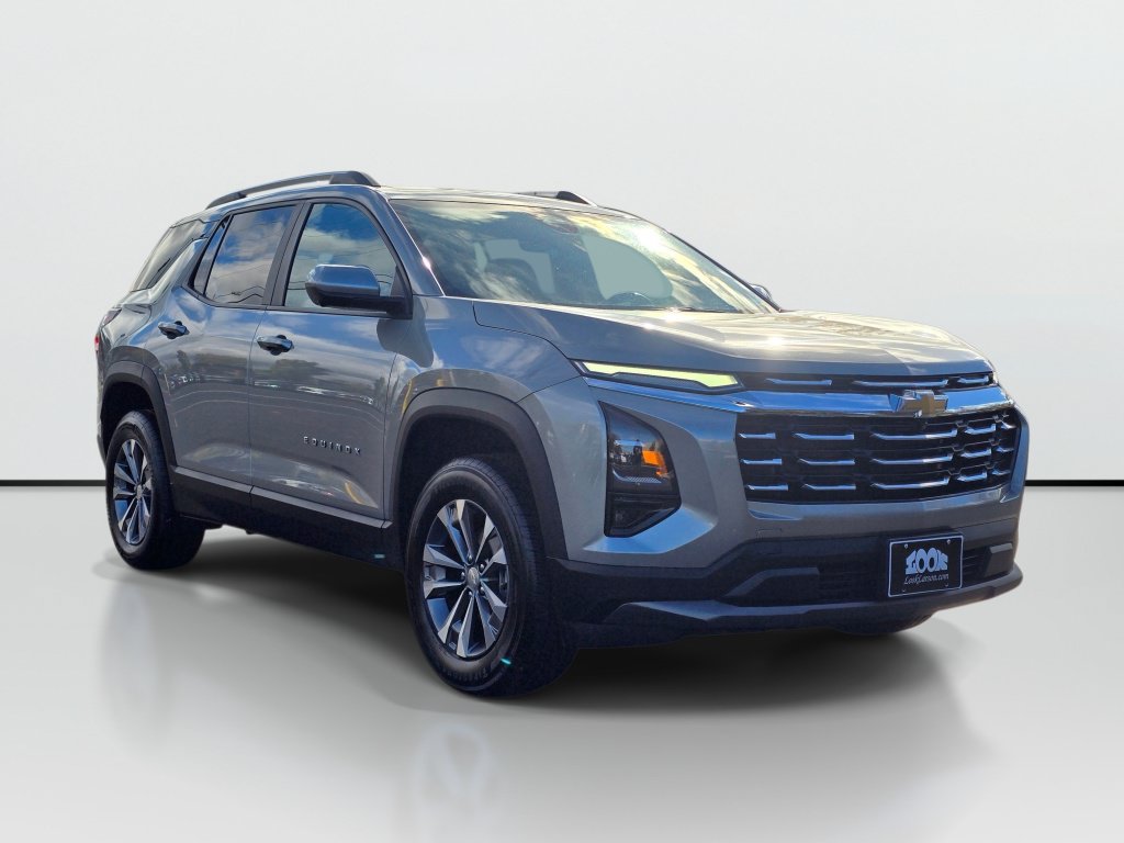 Used 2025 Chevrolet Equinox LT w/ Convenience Package II FWD image 7