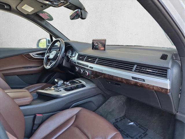 Used 2018 Audi Q7 2.0T Premium Plus AWD/4WD image 24