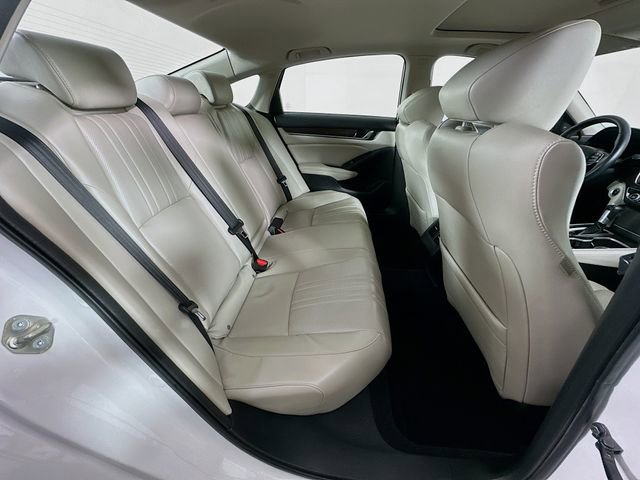 Certified 2018 Honda Accord Touring image 9