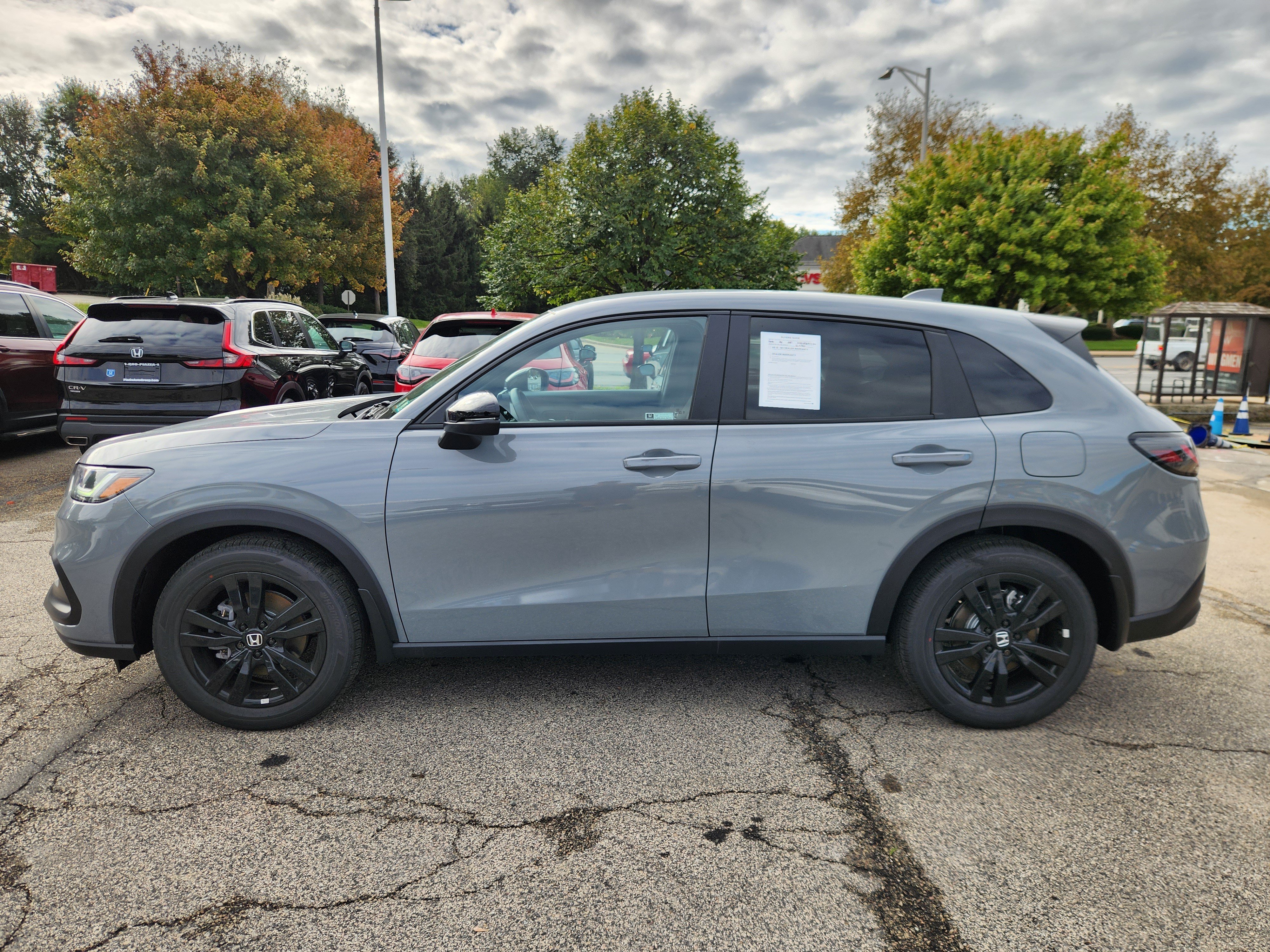 Used 2027 Honda HR-V Sport image 5
