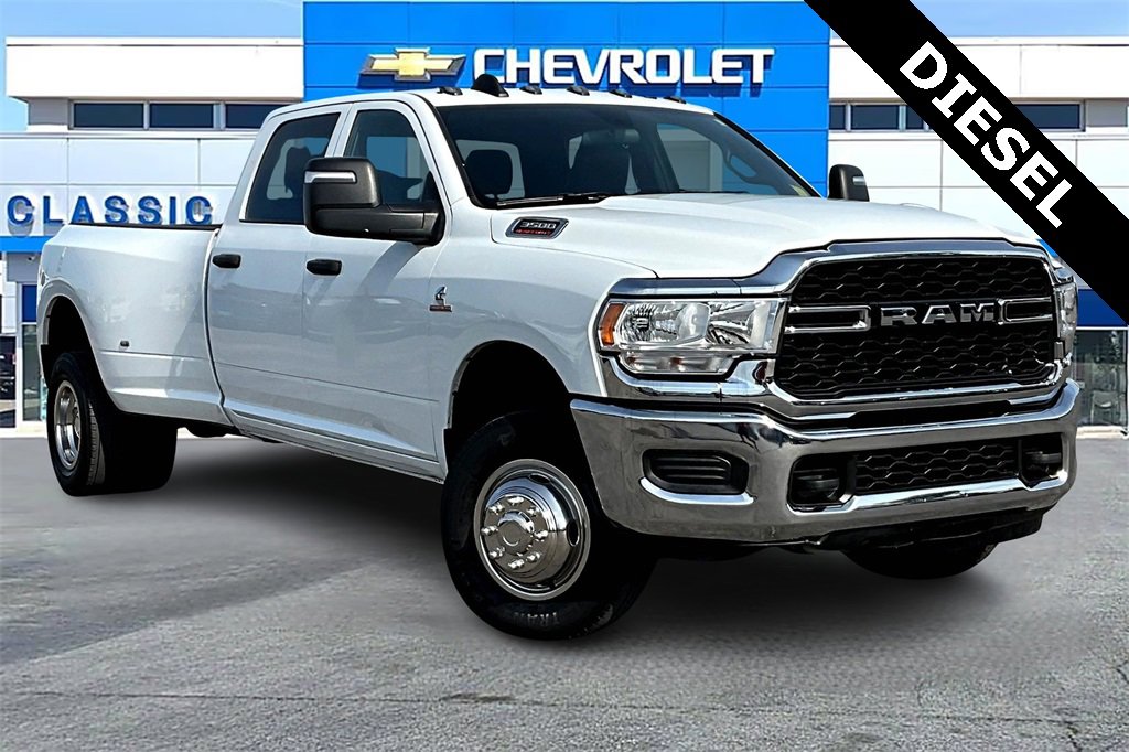 Used 2024 RAM 3500 Tradesman w/ Chrome Appearance Group