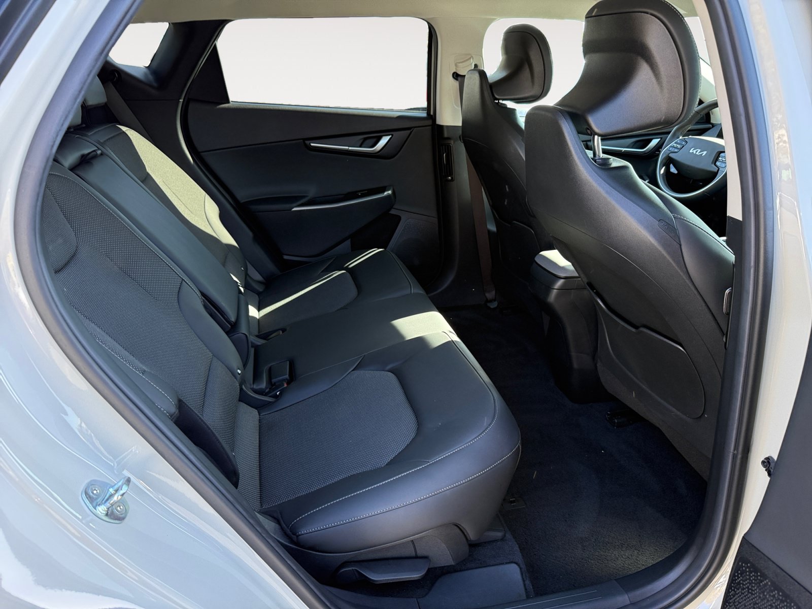 Used 2024 Kia EV6 Light RWD image 18