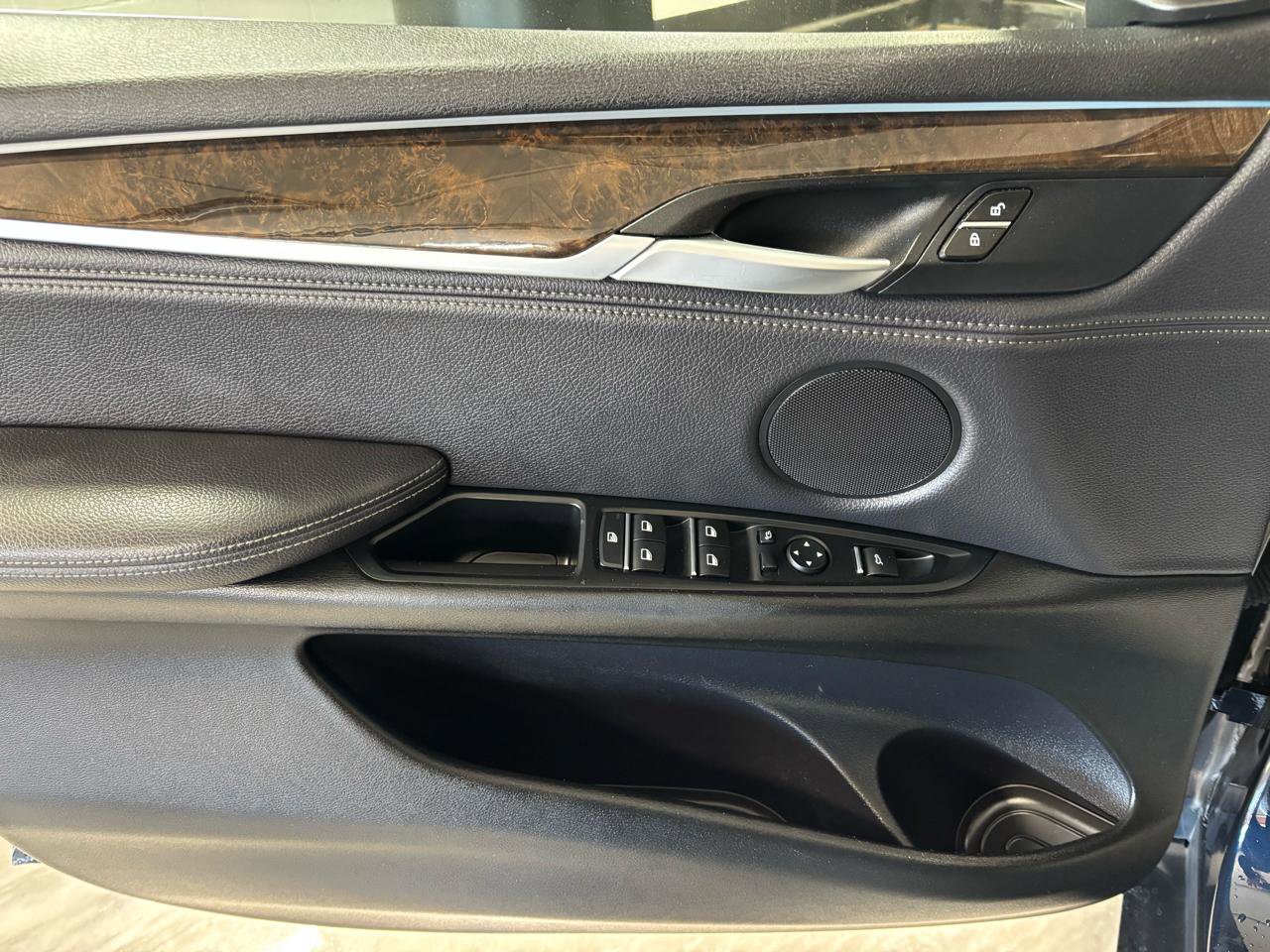 Used 2018 BMW X5 xDrive35i AWD/4WD image 11