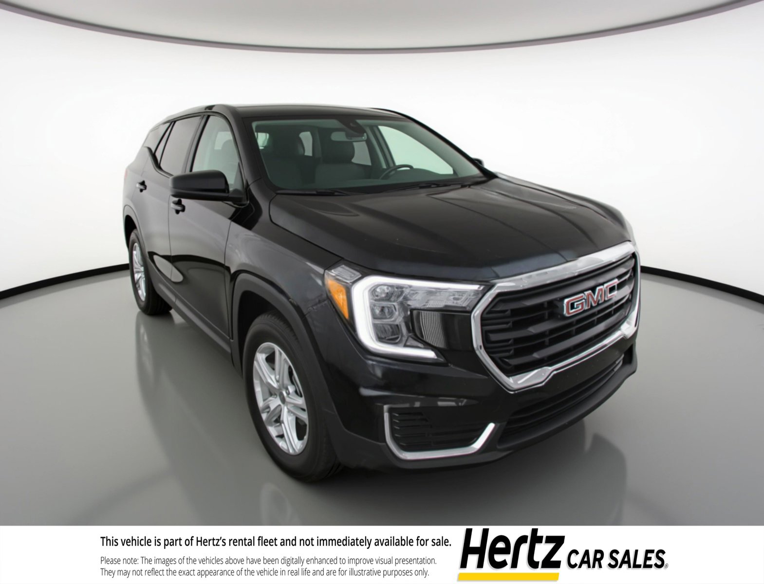 Used 2024 GMC Terrain SLE FWD image 1