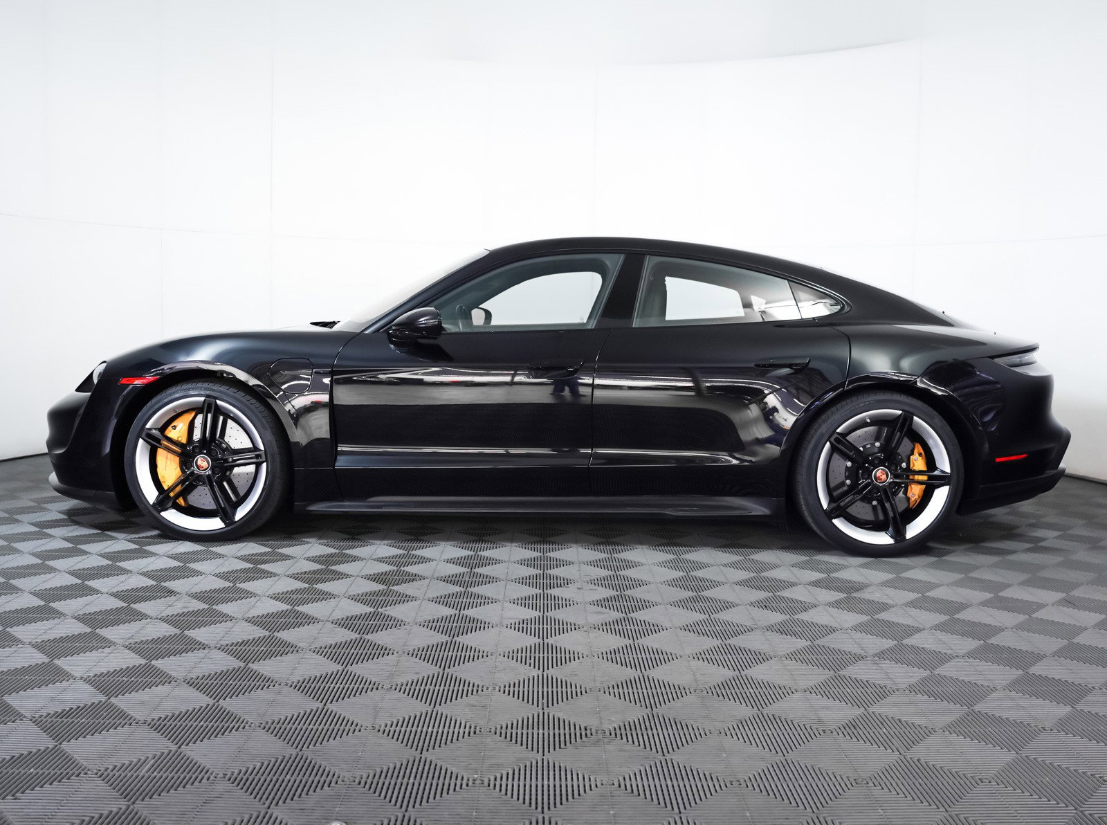 Certified 2020 Porsche Taycan Turbo S image 2