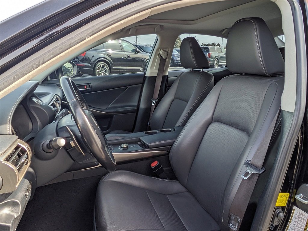 Used 2016 Lexus IS 300 300 image 19