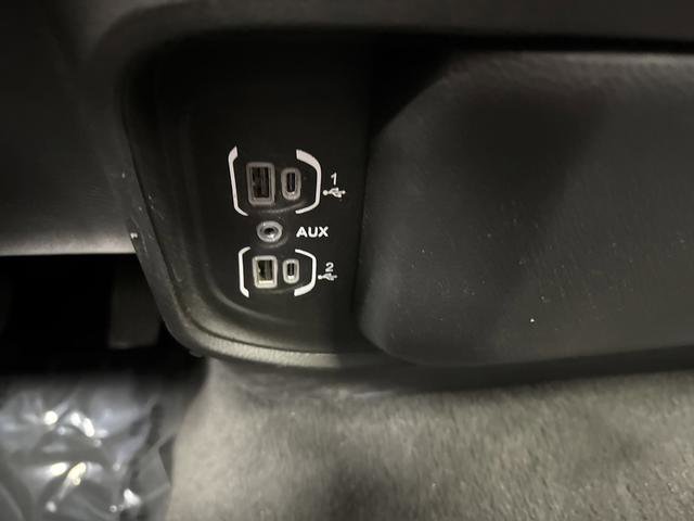 Used 2023 RAM 1500 Laramie image 24