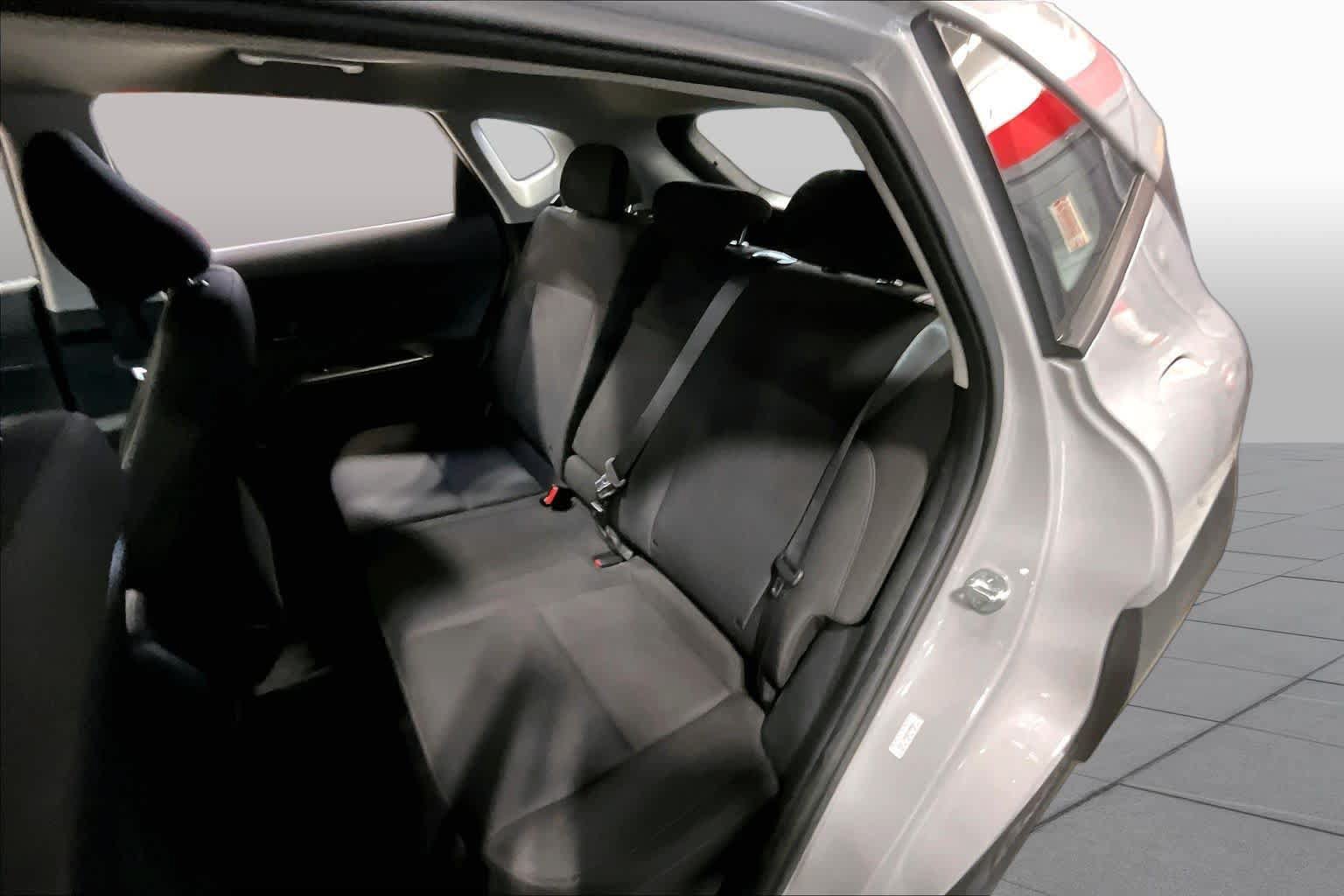Used 2024 Hyundai Kona SE FWD image 20