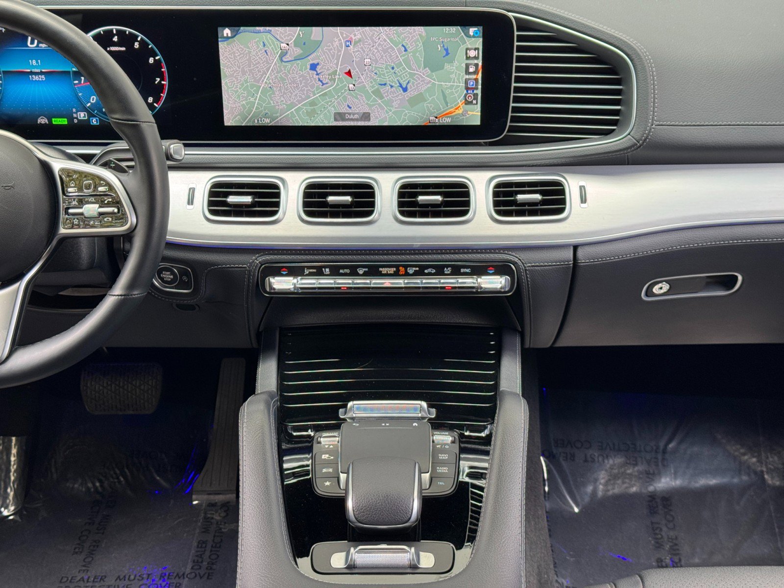 Used 2023 Mercedes-Benz GLS 450 4MATIC image 26