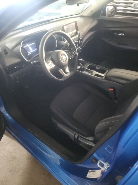 Used 2024 Nissan Sentra SV image 35