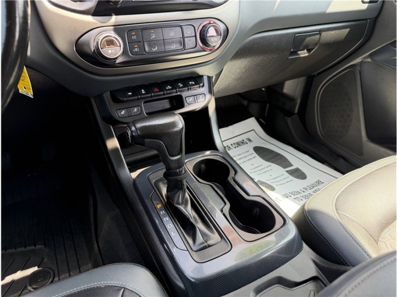 Used 2019 Chevrolet Colorado Z71 image 37