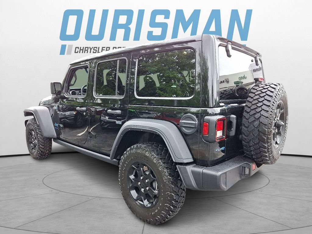 Used 2023 Jeep Wrangler Unlimited w/ Sun & Screen Package AWD/4WD image 4