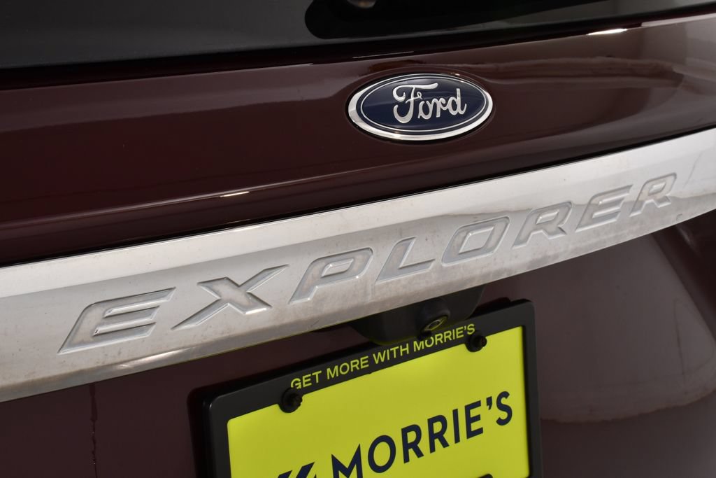 Used 2022 Ford Explorer XLT w/ Equipment Group 202A AWD/4WD image 24