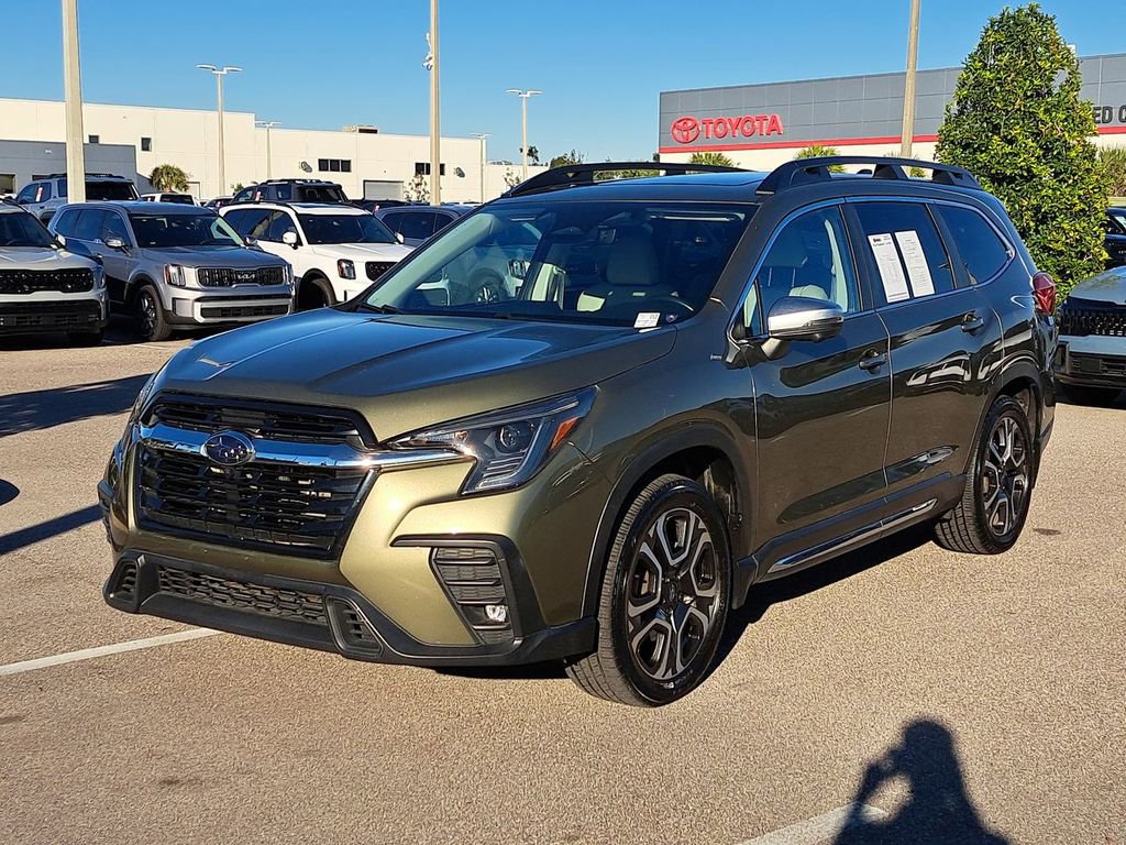 Used 2023 Subaru Ascent Limited w/ Technology Package image 2