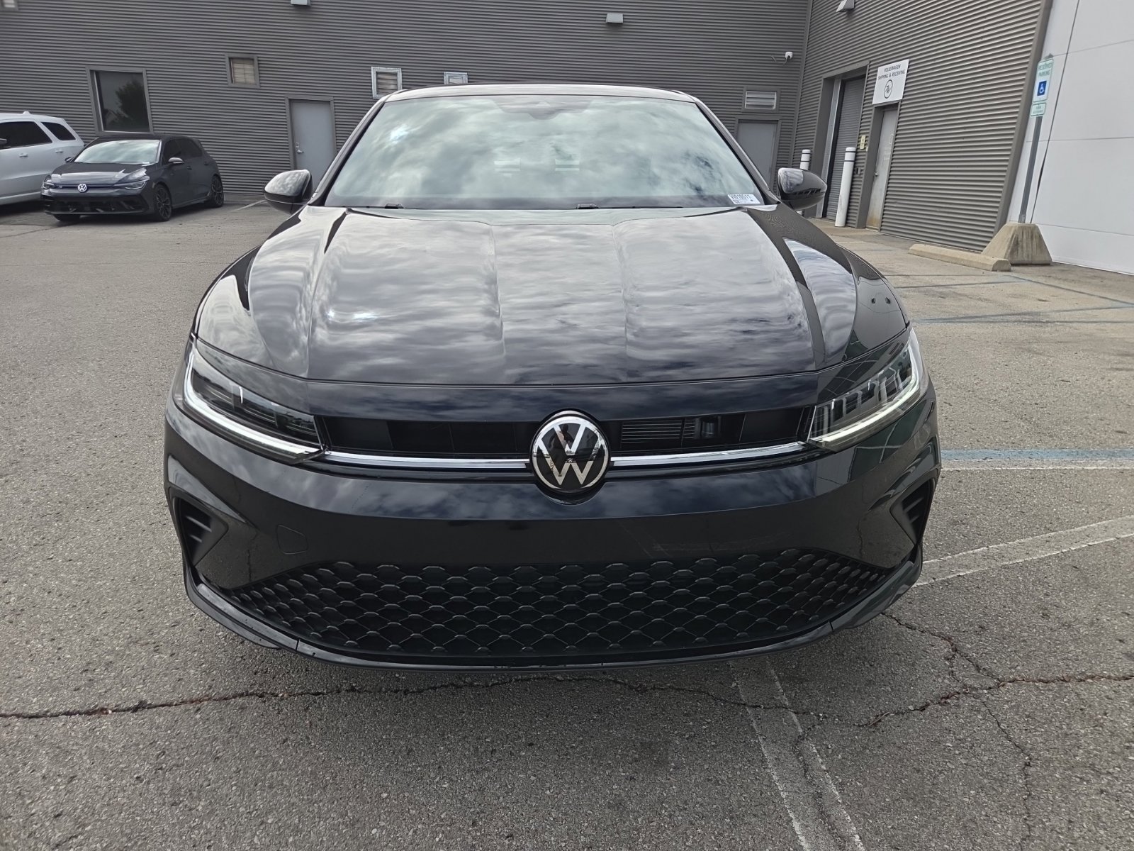 New 2027 Volkswagen Jetta Sport FWD image 4