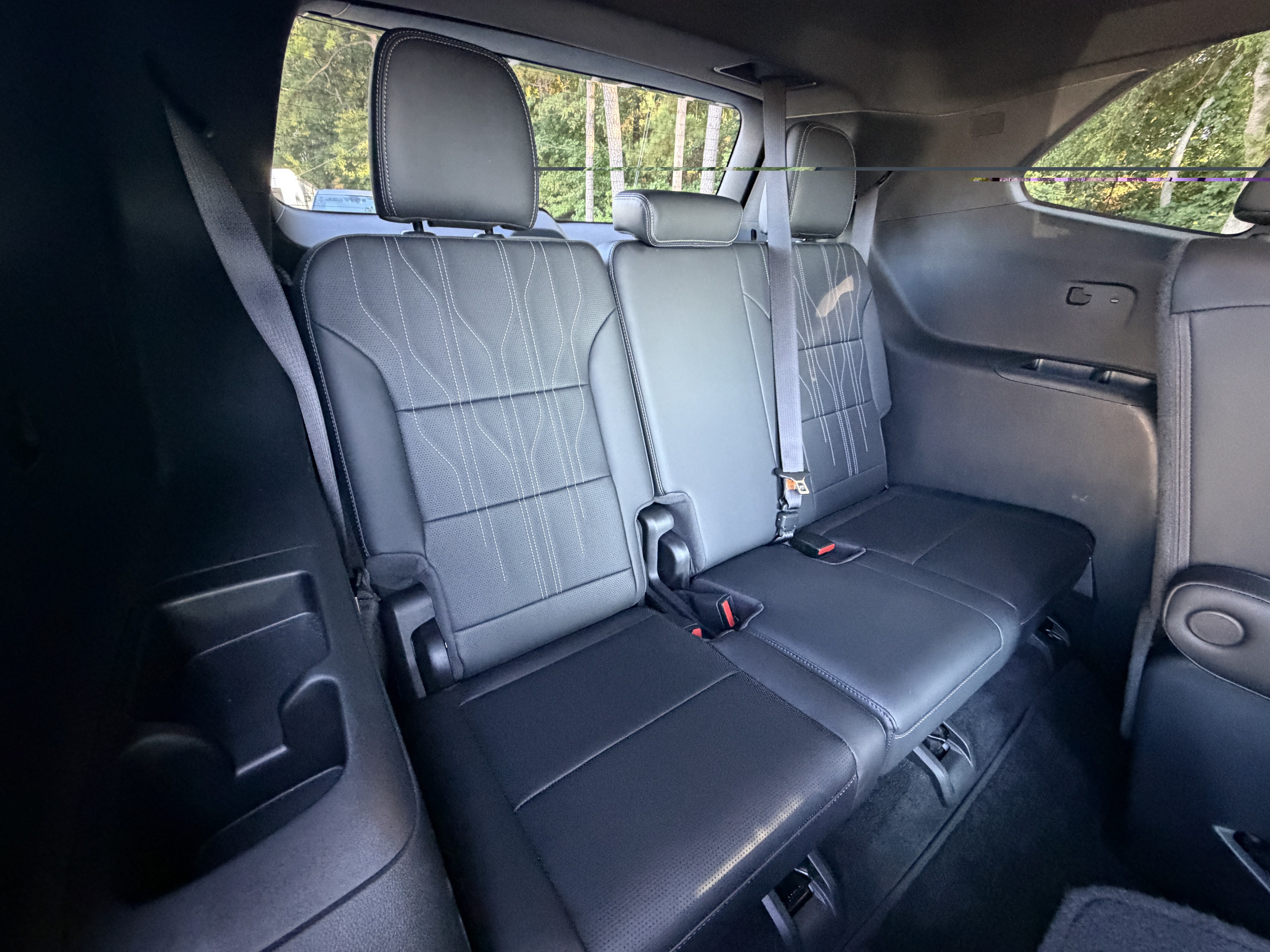Used 2025 Buick Enclave Avenir FWD image 18