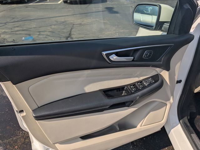 Used 2017 Ford Edge Titanium w/ Equipment Group 301A image 14