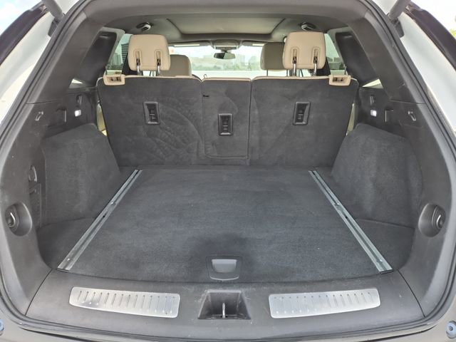 Used 2018 Cadillac XT5 Luxury w/ Driver Awareness Package image 12