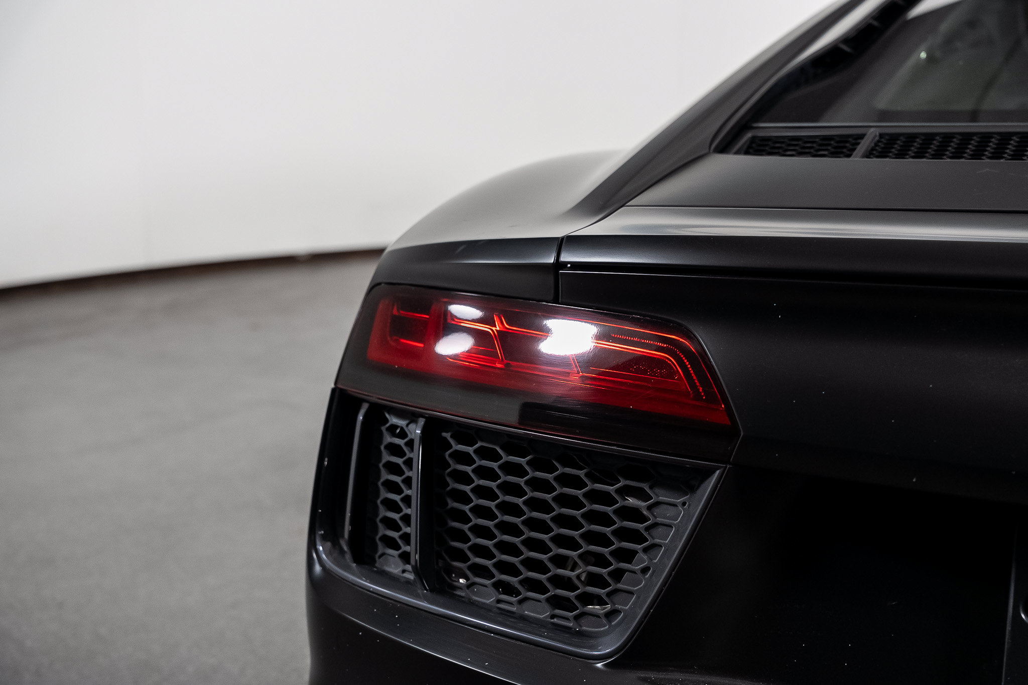 Used 2017 Audi R8 V10 AWD/4WD image 24