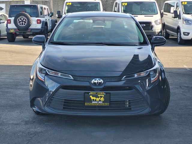 Used 2023 Toyota Corolla LE FWD image 2