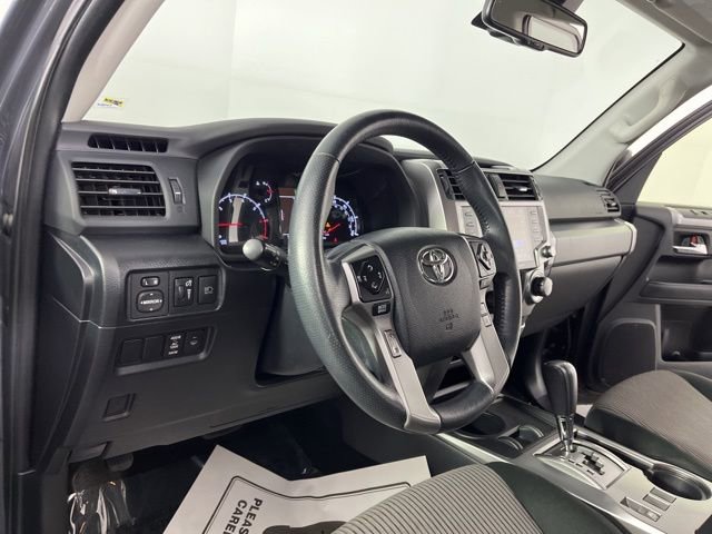 Used 2024 Toyota 4Runner SR5 RWD image 20