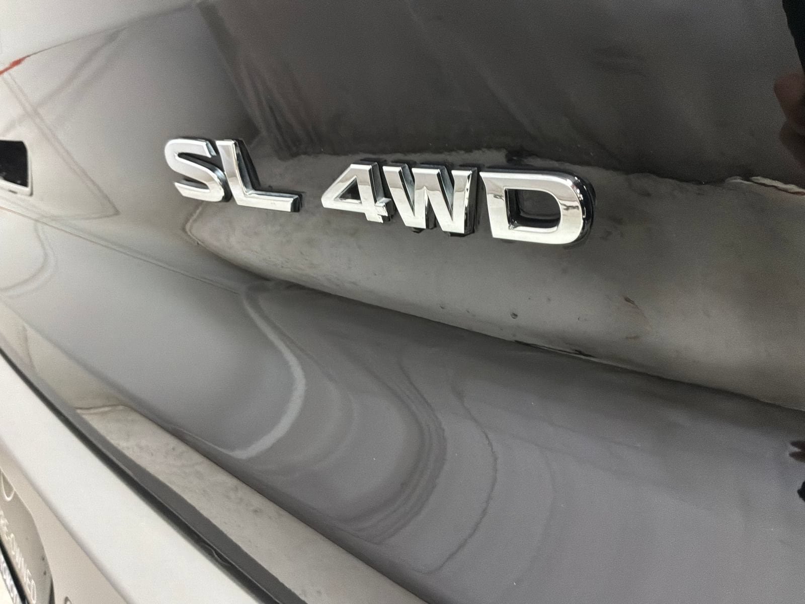 Used 2025 Nissan Pathfinder SL AWD/4WD image 10