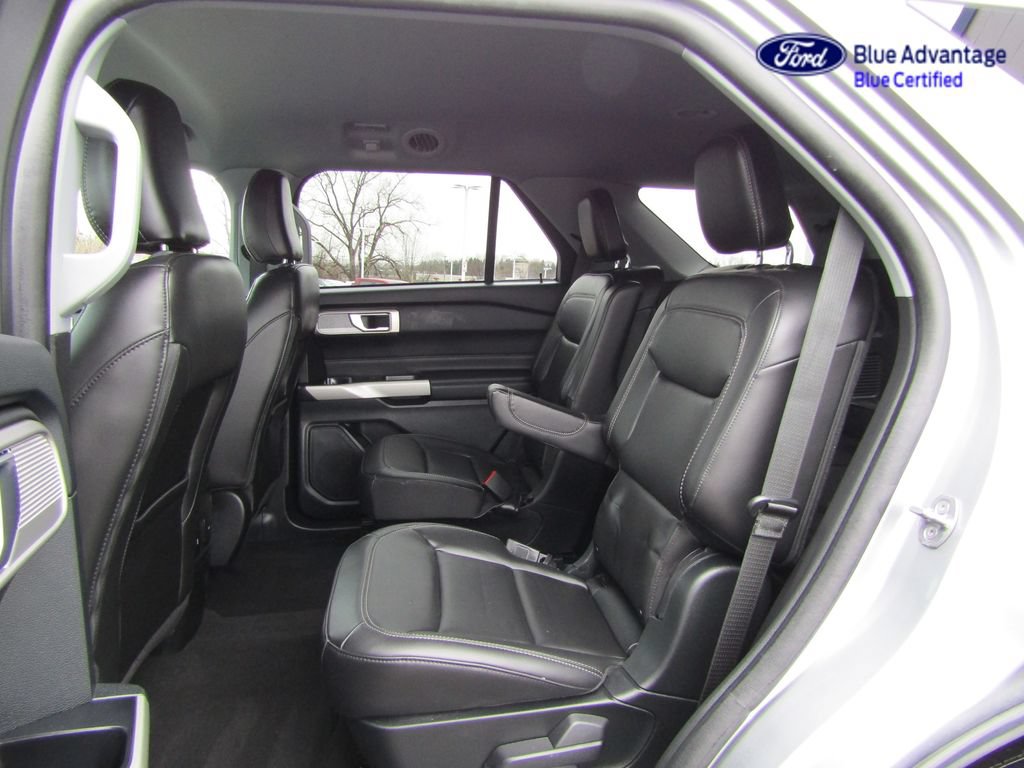 Certified 2024 Ford Explorer XLT w/ Equipment Group 202A AWD/4WD image 21