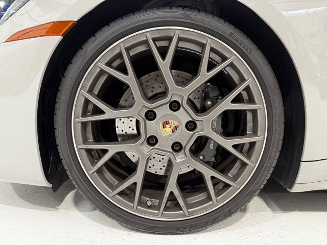 Used 2024 Porsche 911 Carrera S image 9